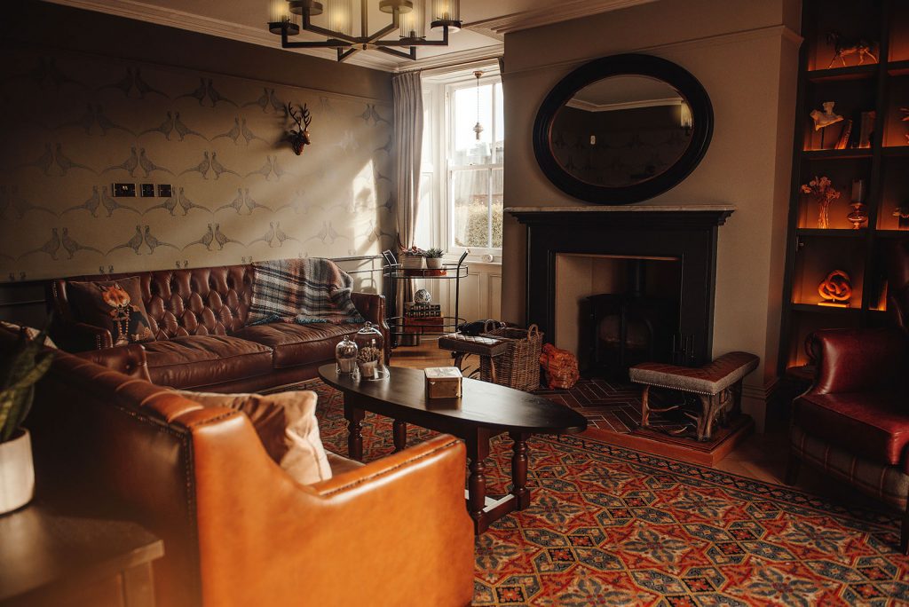 RENOVATE-Lounge-Carlton-Website (1)